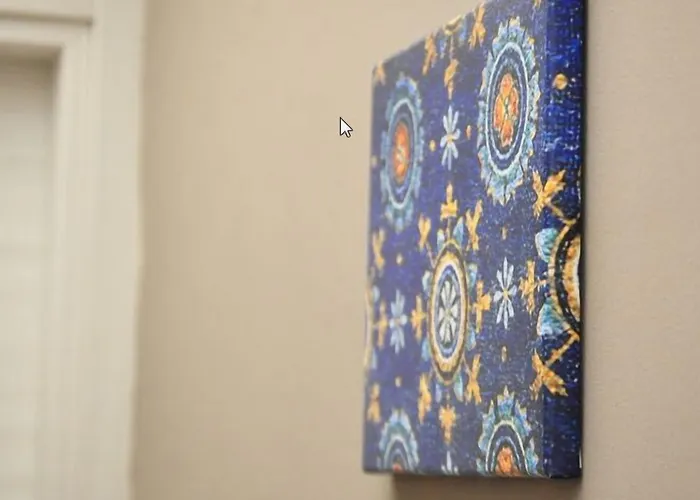 Artisti فندق مبيت وإفطار رافيننا