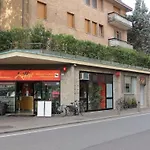 Artisti 3*
