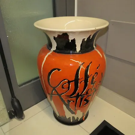 Couette-café Artisti 3*