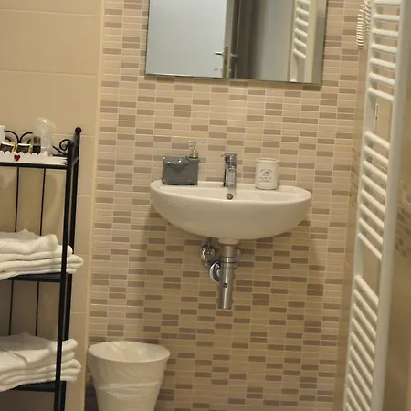 Artisti Rooms Bed & Breakfast