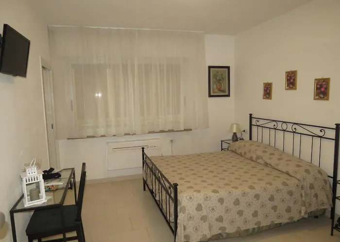 Bed & Breakfast Artisti 3*