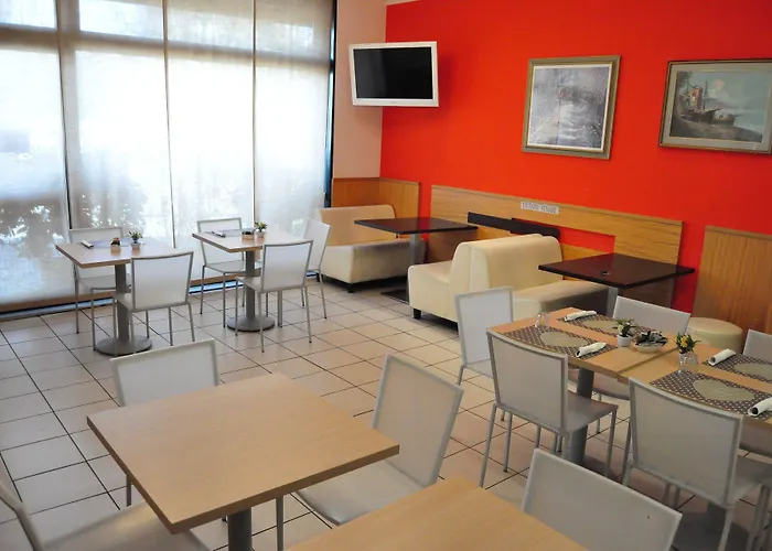 Artisti B&B 라벤나